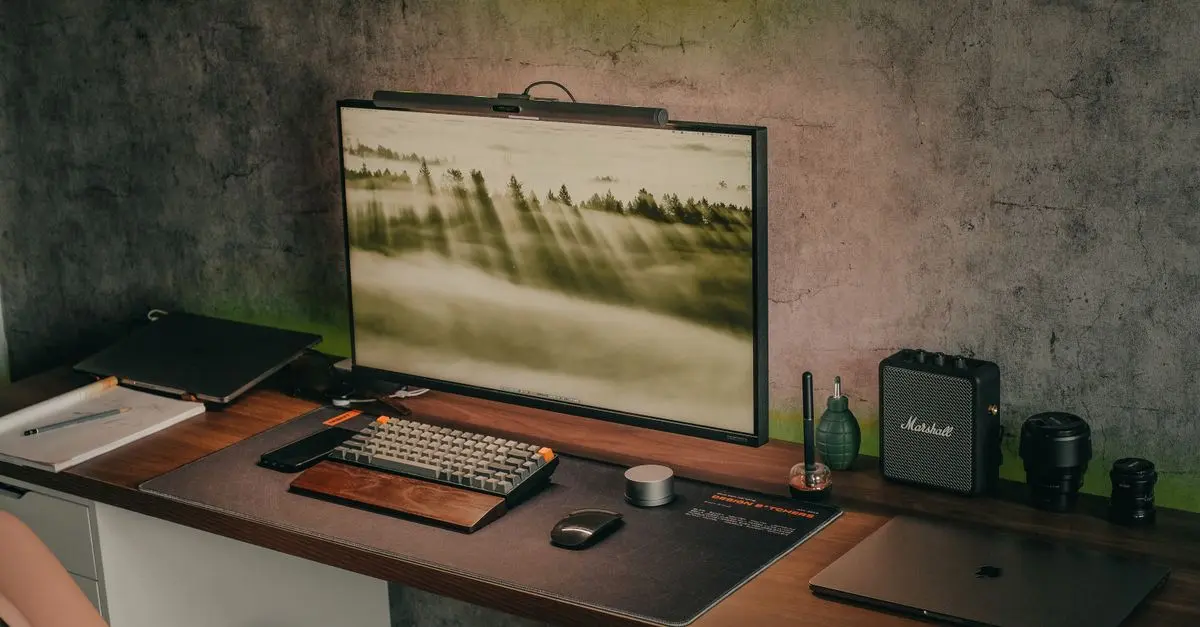 Najlepsze biurka do pracy zdalnej