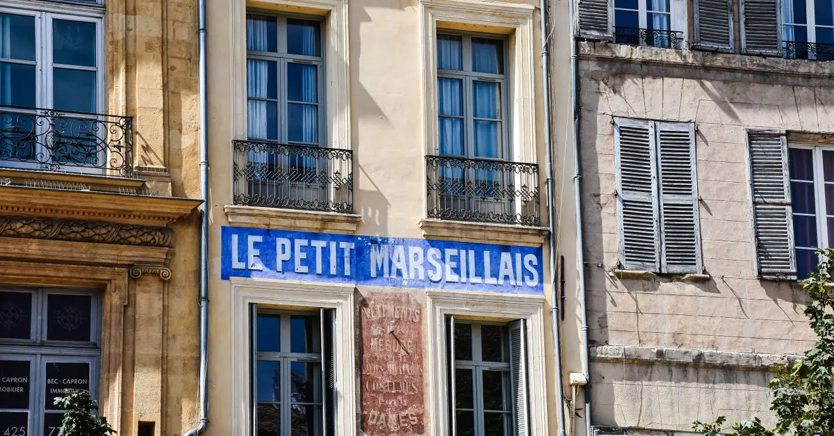 Guide d'achat des Meilleurs Bijoux en Résine