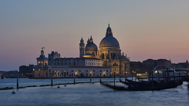 Przewodnik po podróży do Australii