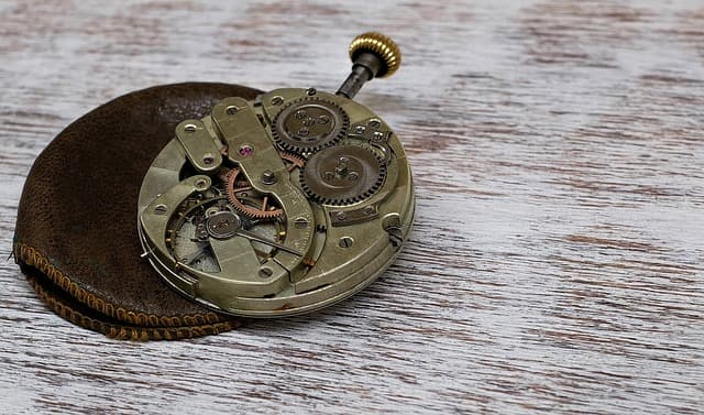 Guide d'Achat Montres Anciennes Abordables