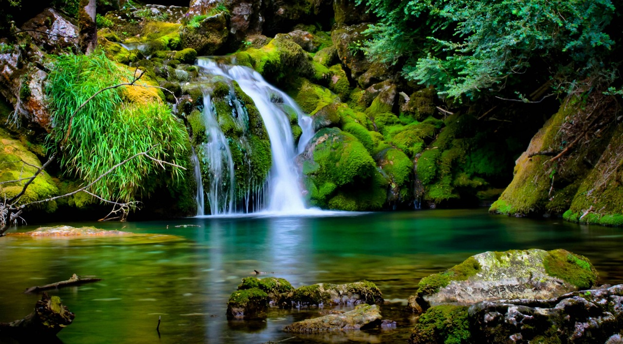 wanderlust Wanderlust: Unique Sightseeing Experiences Away from Crowds